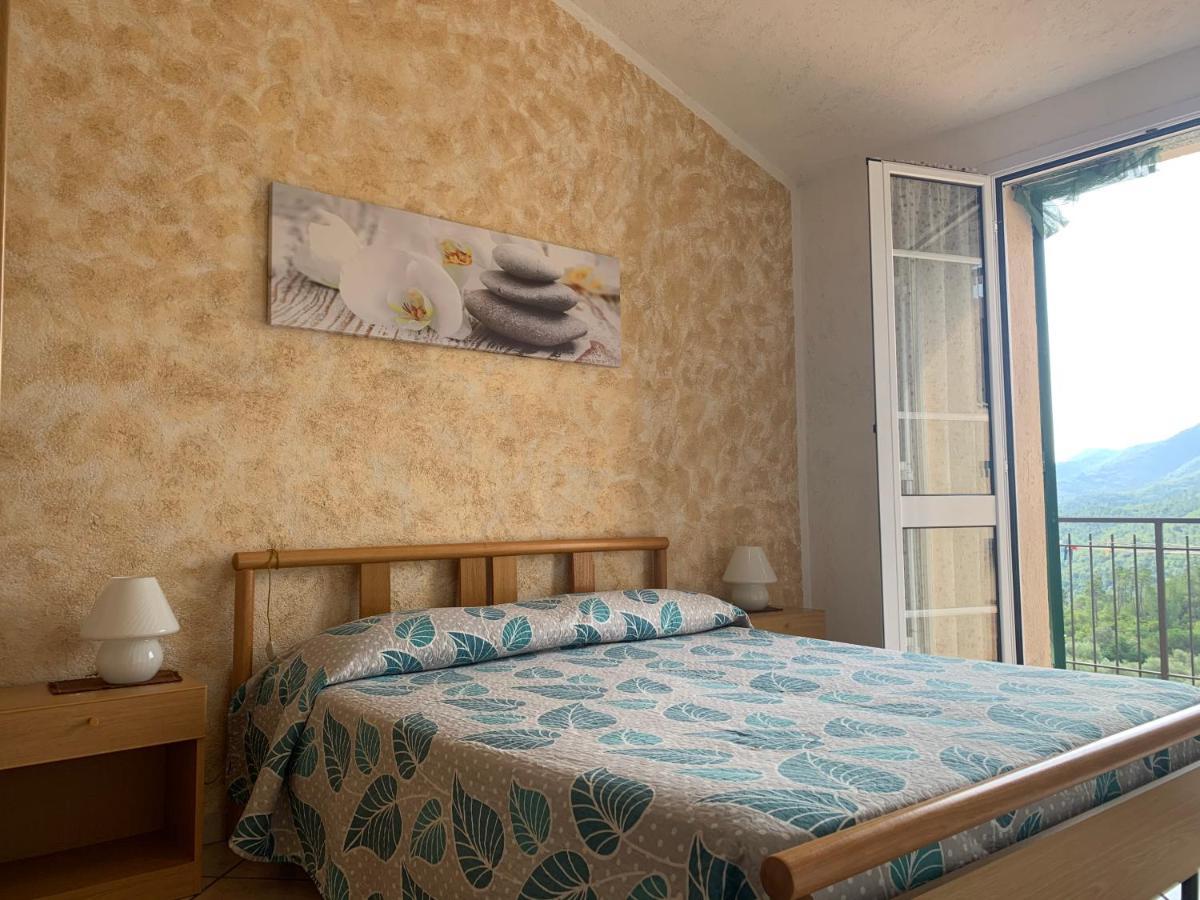 Agriturismo Gli Ulivi Гарленда Екстериор снимка