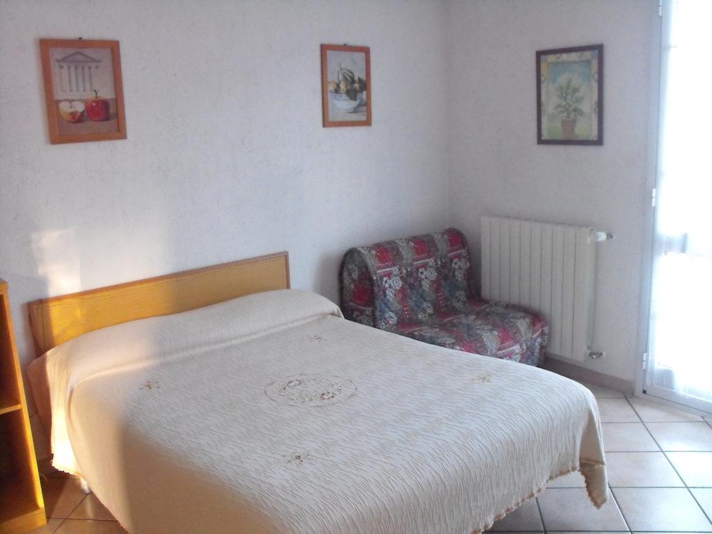 Agriturismo Gli Ulivi Гарленда Екстериор снимка
