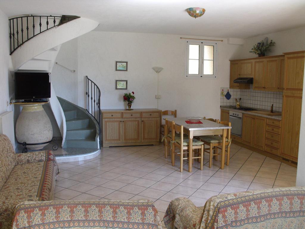 Agriturismo Gli Ulivi Гарленда Стая снимка